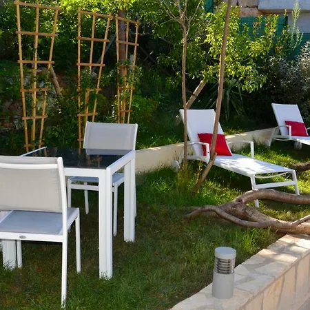 Apartment 3 Elephants