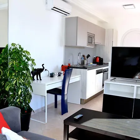 3 Elephants Apartment *