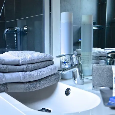 Apartment 3 Elephants