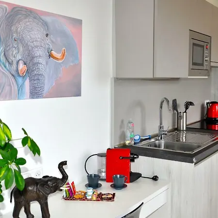 דירה 3 Elephants